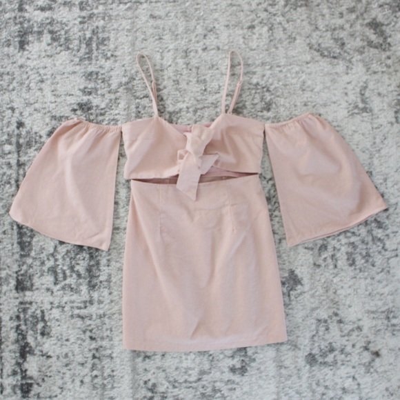 Luvalot Cold Shoulder Mini Dress - Picture 4 of 8